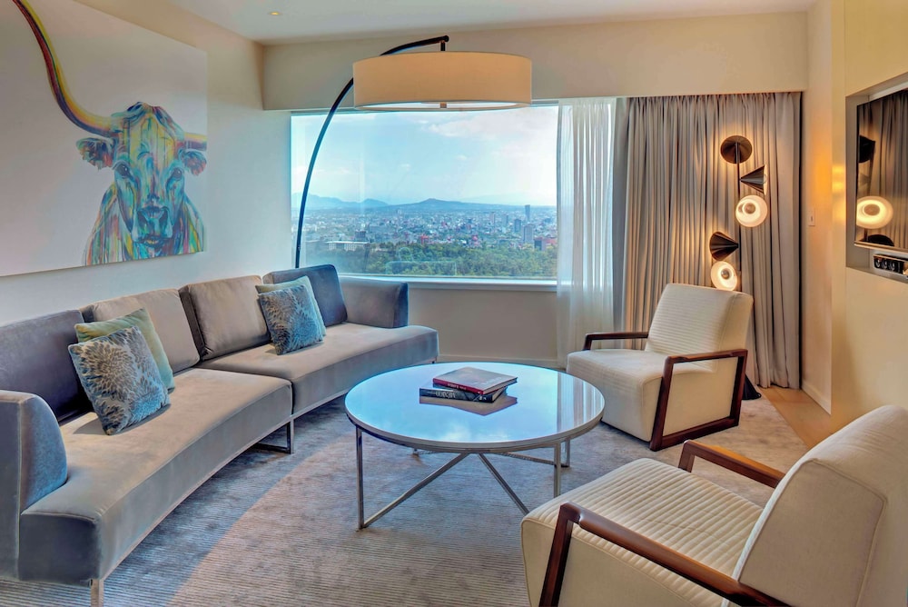 Suite Ejecutiva del hotel Hyatt Regency Mexico City. Foto 2