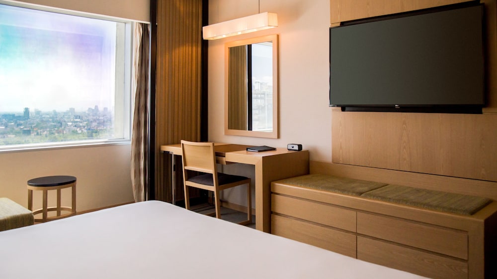 Habitación, 1 cama de matrimonio grande del hotel Hyatt Regency Mexico City. Foto 1