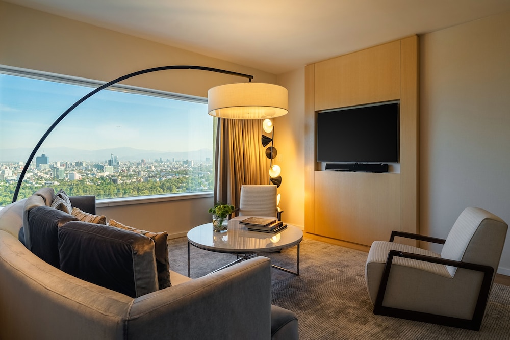 Suite Ejecutiva del hotel Hyatt Regency Mexico City. Foto 4
