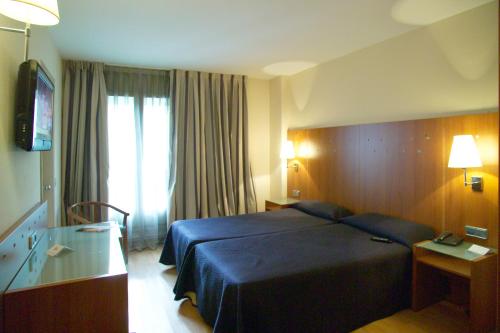 Habitación Doble - 1 o 2 camas del hotel J. Balmes Vic. Foto 4