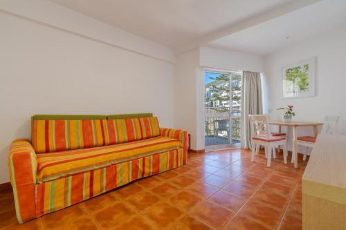 Apartamento de 1 dormitorio del hotel Florasol Residence. Foto 1