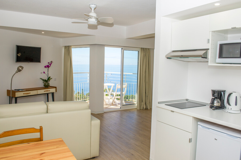 Estudio Superior del hotel Florasol Residence