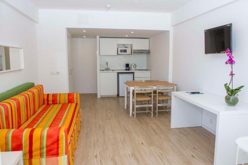Apartamento Deluxe de 1 dormitorio con vistas al océano del hotel Florasol Residence. Foto 6