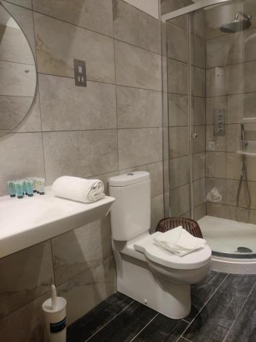 Habitación Triple del hotel Blue Bells. Foto 10