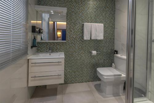 Habitación Doble Estándar - No fumadores del hotel Best Western Victoria Palace. Foto 8