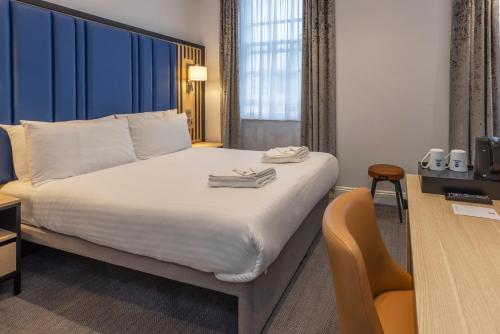 Habitación Estándar Queen - No fumadores del hotel Best Western Victoria Palace. Foto 8