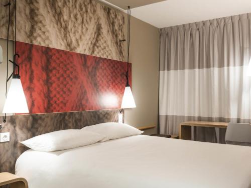 Habitación Doble adaptada para personas con movilidad reducida del hotel Ibis London Excel-Docklands. Foto 12