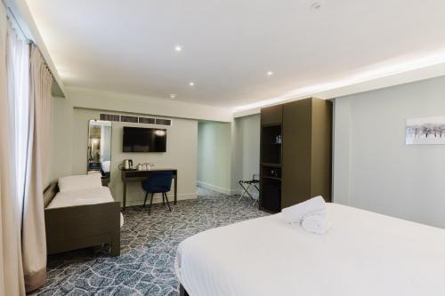 Habitación Triple Superior del hotel The Chapter - Lancaster Gate. Foto 4