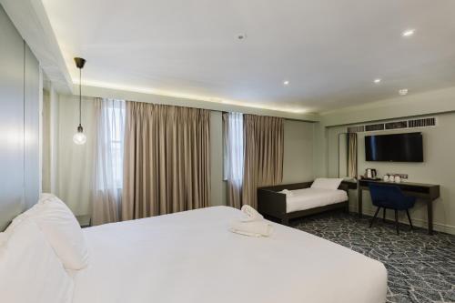 Habitación Triple Superior del hotel The Chapter - Lancaster Gate