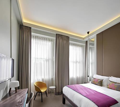 Habitación Doble con baño privado del hotel The Chapter - Lancaster Gate. Foto 3