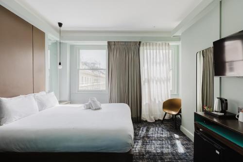 Habitación Doble Estándar del hotel The Chapter - Lancaster Gate. Foto 51