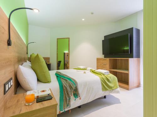 Suite Deluxe del hotel MG Poniente. Foto 6