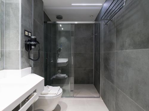 Habitación Doble Estándar - 2 camas del hotel MG Poniente. Foto 5