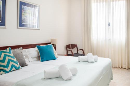 Habitación Doble Económica del hotel Checkin Valencia Ciscar. Foto 4