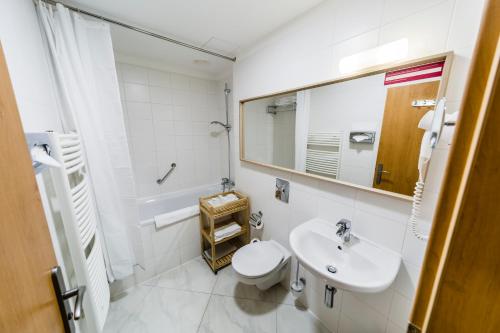 Habitación Doble con vistas a la ciudad - 1 o 2 camas del hotel Archibald City. Foto 3