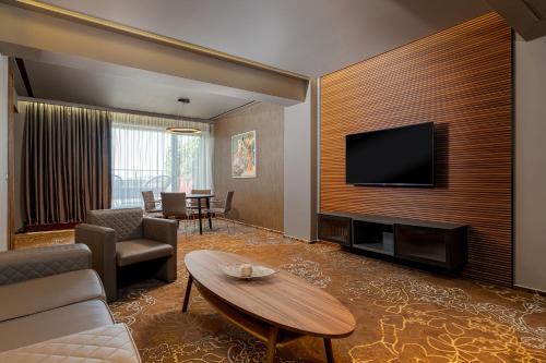 Suite del hotel Rin Airport. Foto 3