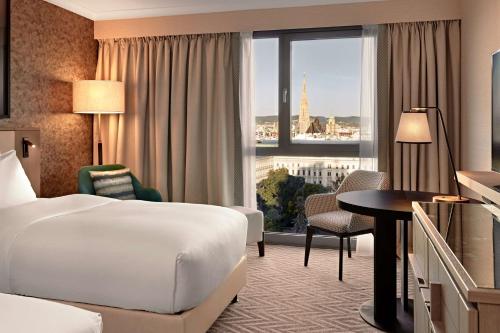 Habitación Doble con vistas al parque - 2 camas del hotel Hilton Vienna Park. Foto 3