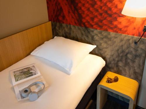 Habitación Individual Estándar del hotel Ibis Leuven Centrum. Foto 2