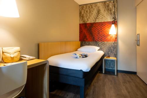 Habitación Individual Estándar del hotel Ibis Leuven Centrum. Foto 5