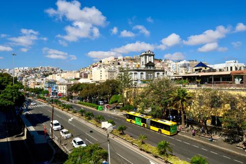 Apartamento con balcón del hotel Vegueta Rooftop Suites by AirNest. Foto 10