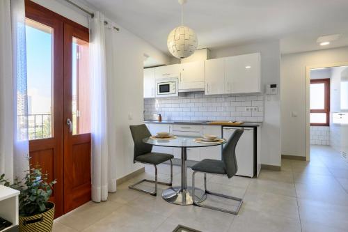 Apartamento con balcón del hotel Vegueta Rooftop Suites by AirNest. Foto 12