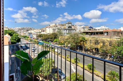 Apartamento con balcón del hotel Vegueta Rooftop Suites by AirNest. Foto 9