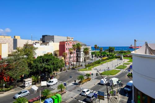 Apartamento con balcón del hotel Vegueta Rooftop Suites by AirNest. Foto 18