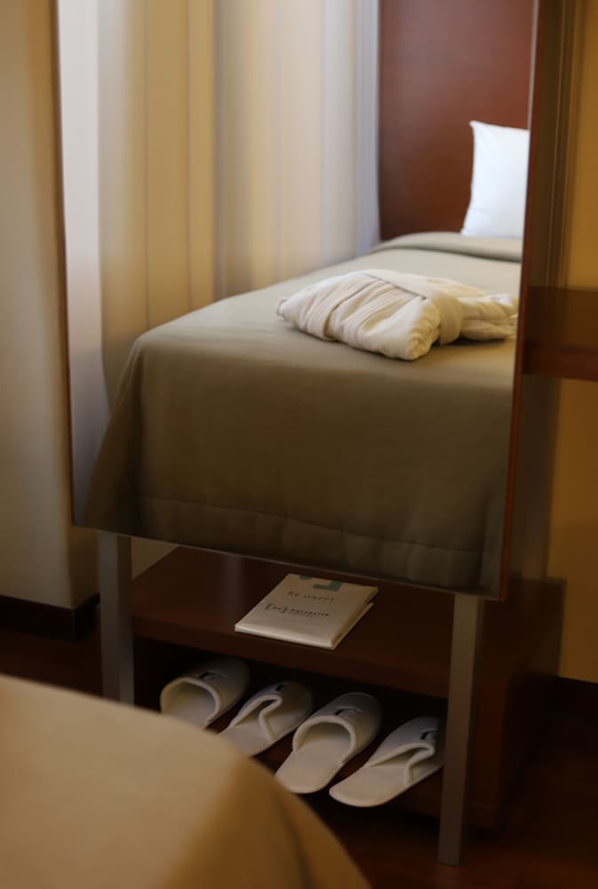 Habitación estándar con 2 camas individuales del hotel Rochester Concept. Foto 1