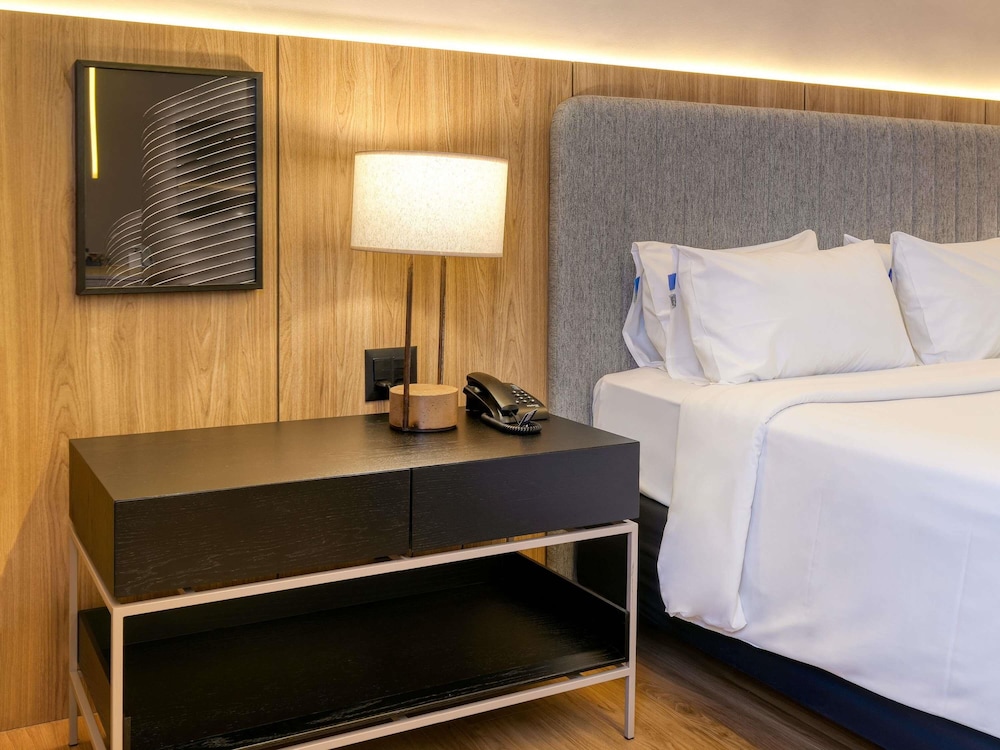 Habitación Premium, 1 cama de matrimonio del hotel Mercure Belo Horizonte Vila Da Serra. Foto 1
