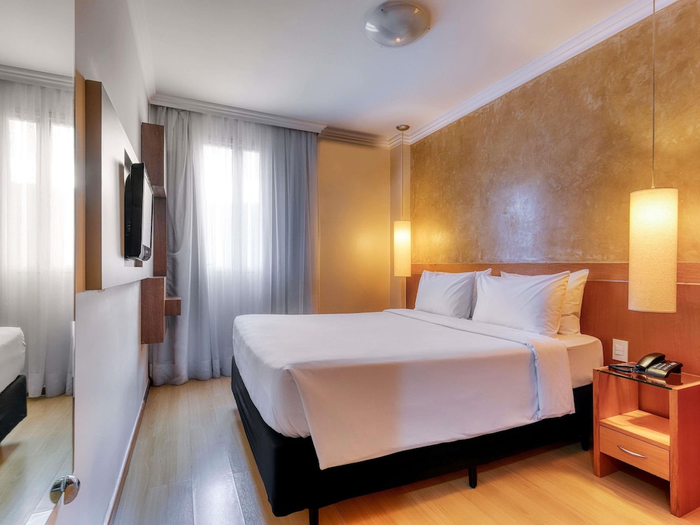 Habitación estándar, 1 cama de matrimonio del hotel Mercure Belo Horizonte Vila Da Serra. Foto 5