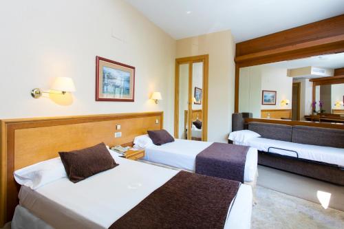 Habitación Familiar del hotel Vp Jardín De Tres Cantos. Foto 2
