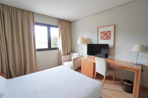 Habitación Superior - 1 cama grande del hotel Reston Valdemoro. Foto 3
