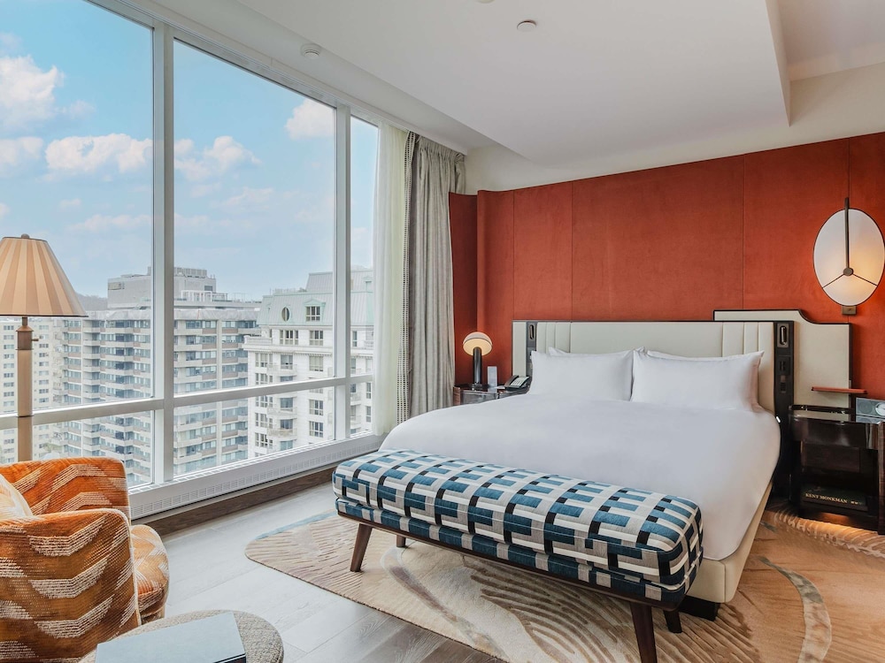 Suite Presidencial con vistas al Mont Royal del hotel Sofitel Montreal Golden Mile. Foto 10