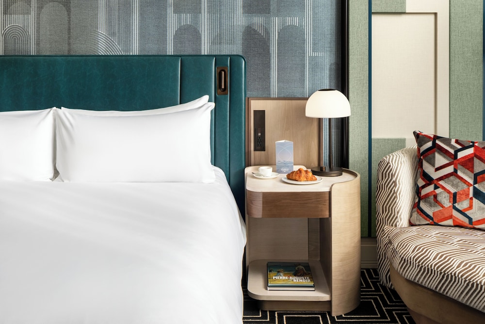 Habitación Signature, 1 Cama King del hotel Sofitel Montreal Golden Mile. Foto 4
