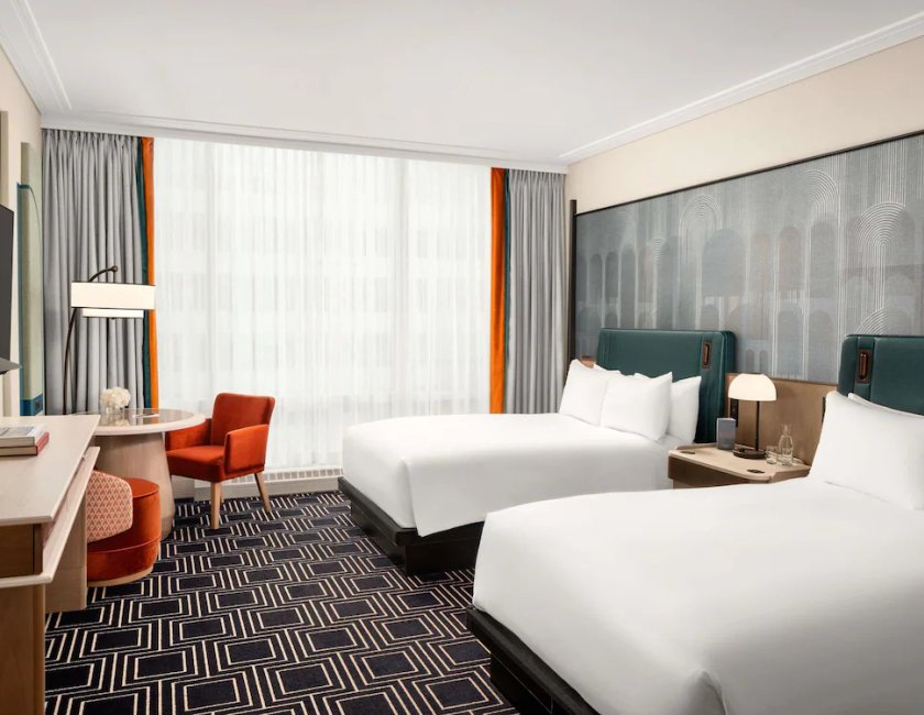 Habitación doble 2 Camas dobles del hotel Sofitel Montreal Golden Mile