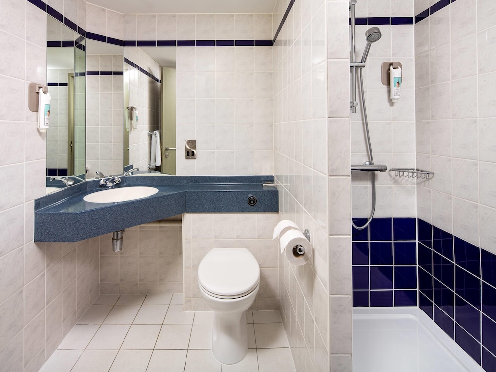 Habitación familiar doble del hotel Ibis Rugby East. Foto 4