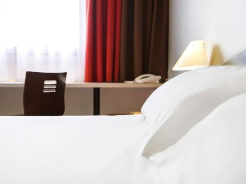 Habitación Estandar del hotel Ibis Czestochowa. Foto 8