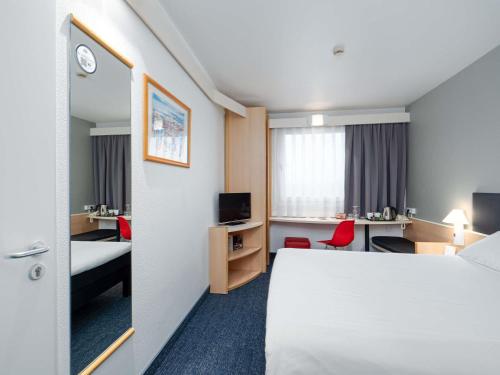 Habitación Doble Superior del hotel Ibis Czestochowa. Foto 1