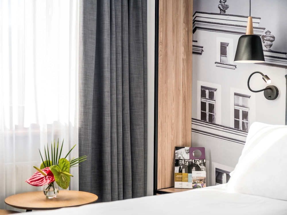 Habitación Superior con cama doble del hotel Mercure Jelenia Gora. Foto 3