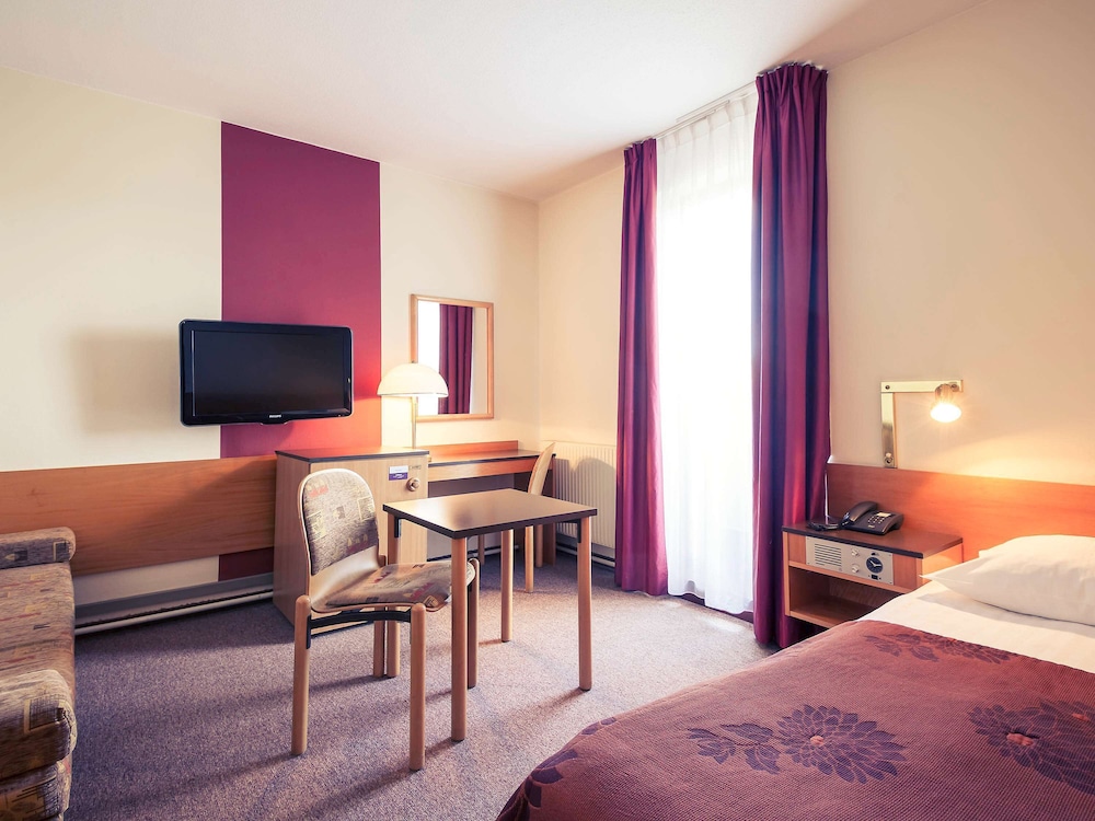 Habitación Estándar con 1 cama individual del hotel Mercure Jelenia Gora. Foto 1