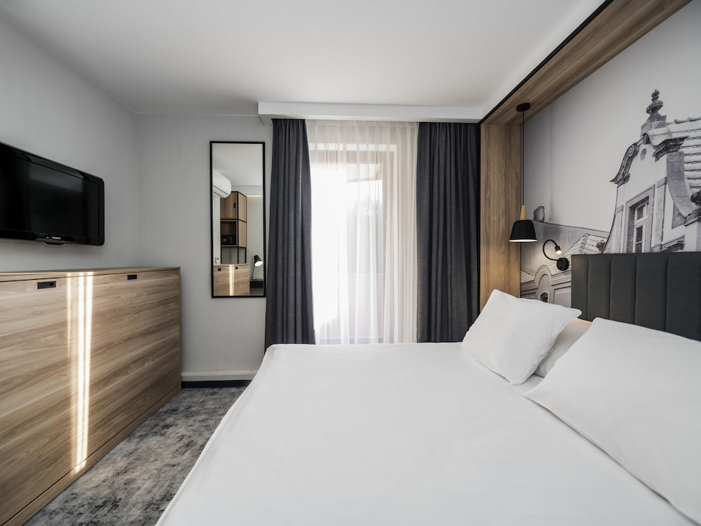 Habitación Superior con 1 cama individual del hotel Mercure Jelenia Gora. Foto 1