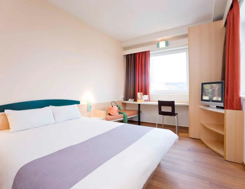 Habitación doble 1 Cama doble del hotel Ibis Lodz Centrum. Foto 3