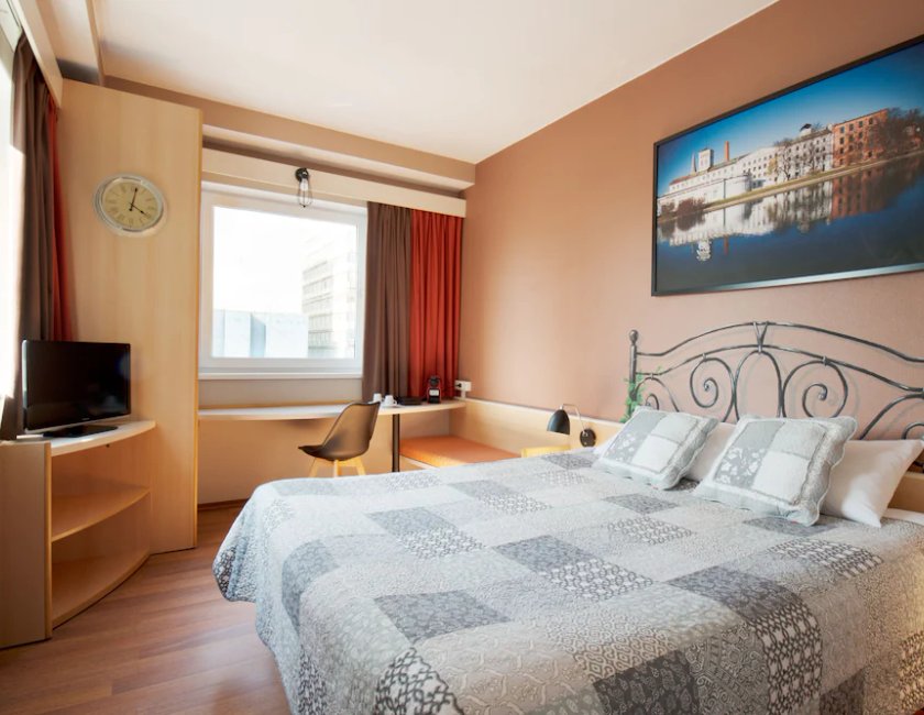 Habitación doble 1 Cama doble del hotel Ibis Lodz Centrum. Foto 4