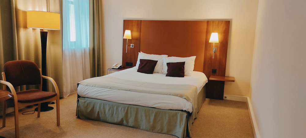 Habitación Estándar con 1 cama doble del hotel Mercure Opole. Foto 2