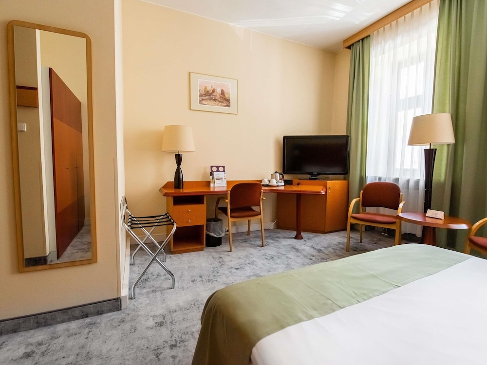 Habitación Estándar con 1 cama doble del hotel Mercure Opole. Foto 9