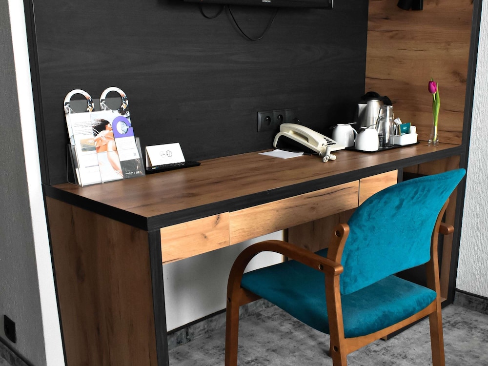 Habitación Superior con Dos Camas Individuales del hotel Mercure Opole. Foto 4