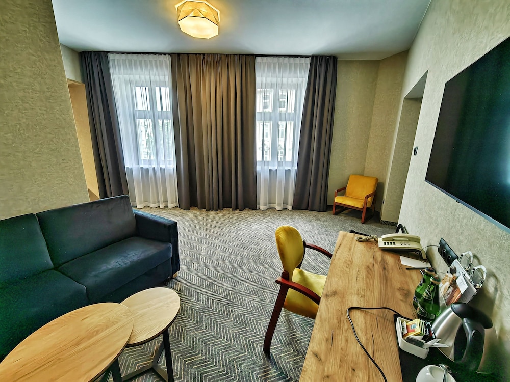 Apartamento estándar con 1 cama doble del hotel Mercure Opole. Foto 2