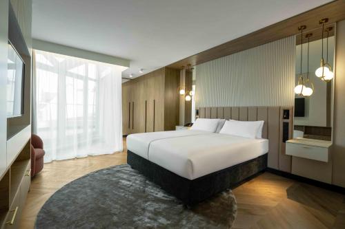 Suite Presidencial con cama extragrande del hotel Wyndham Wroclaw Old Town. Foto 3
