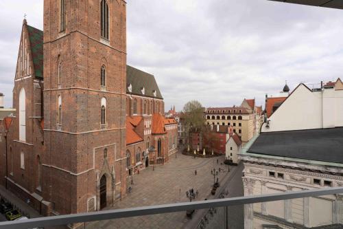 Suite Presidencial con cama extragrande del hotel Wyndham Wroclaw Old Town. Foto 5