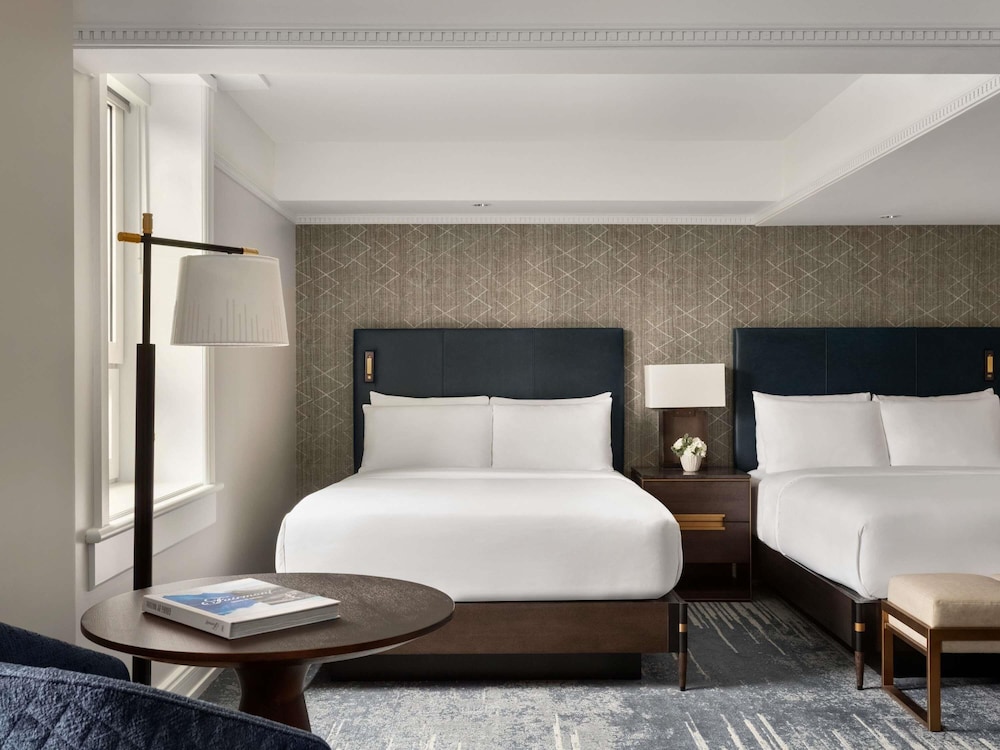 DELUXE 2 Queens - 350sf, 33sm, habitación espaciosa del hotel Fairmont Banff Springs
